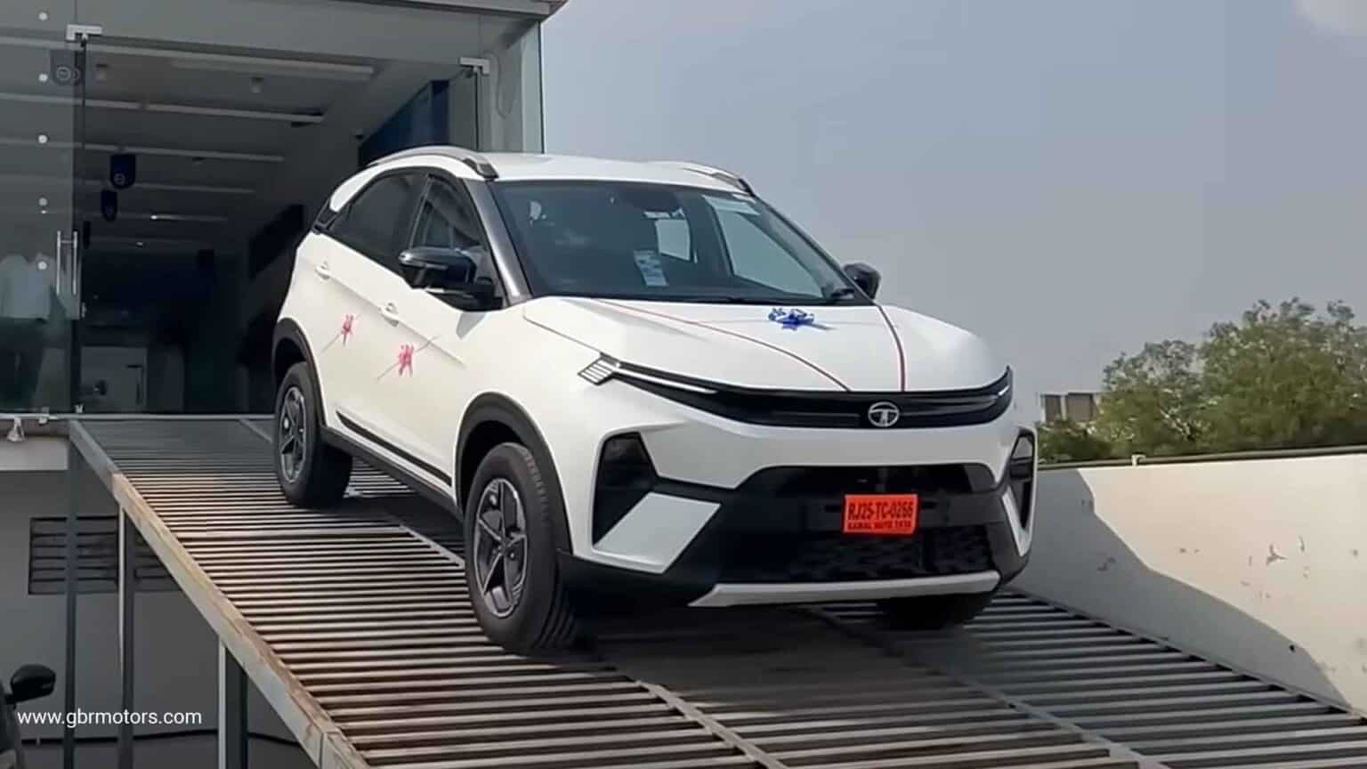 Tata Motors January 2025 Sales Analysis: 80K Units Sold Amid