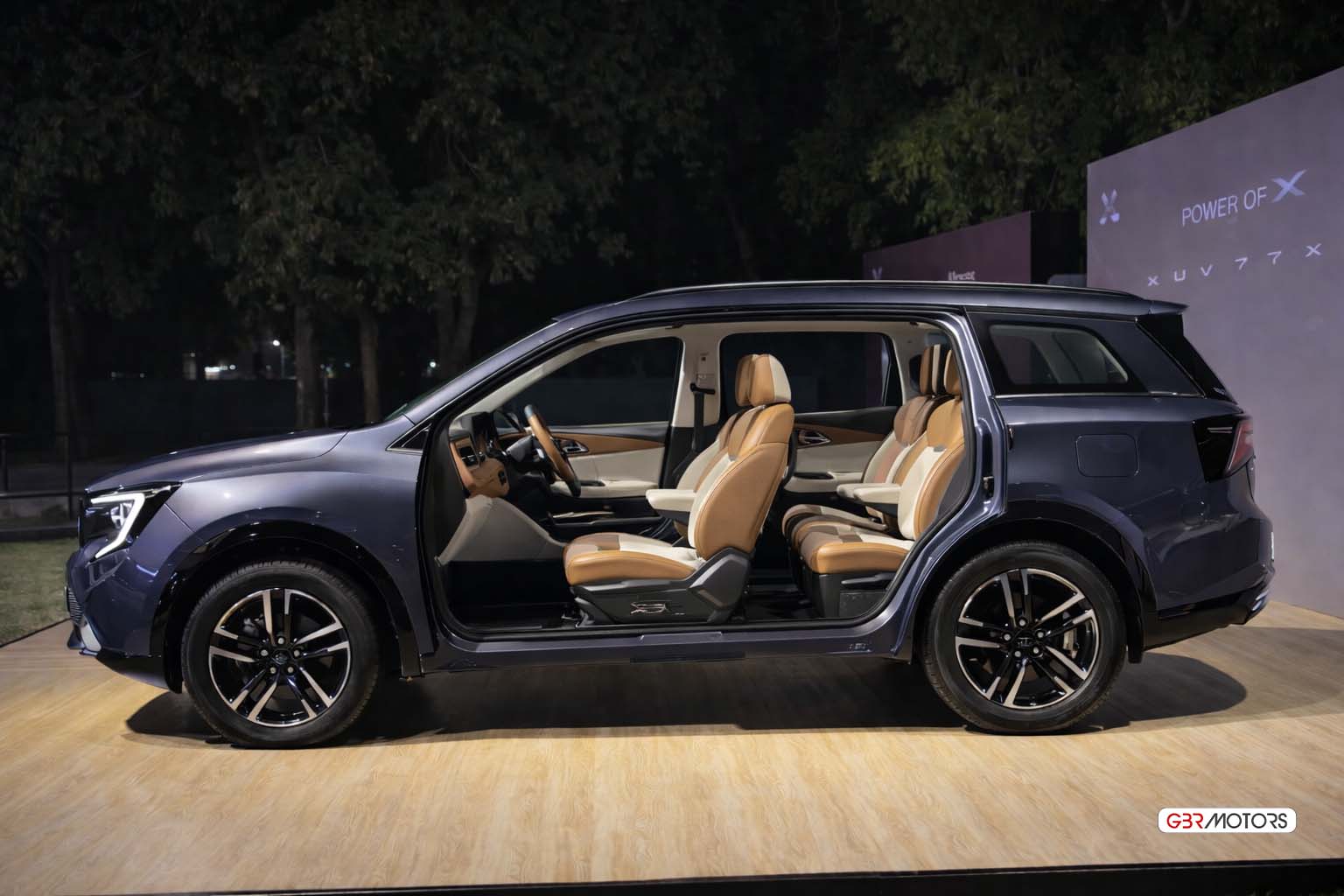 Mahindra XUV 7XO Price in India, Variants, Features, AWD Cost, Delivery & Full Review 2026 3 Mahindra XUV 7XO Price in India, Variants, Features,